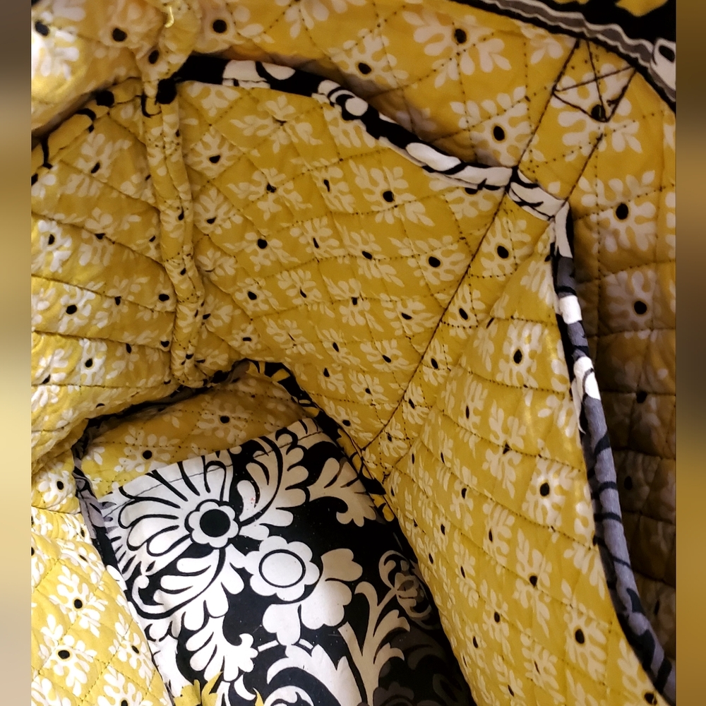 Vera Bradley 17" x 13.5" Tote Bag Barroque retired Print - Picture 8 of 15